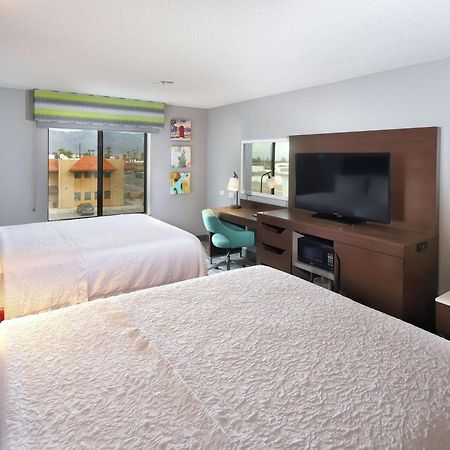 Hampton Inn & Suites Tucson East Экстерьер фото