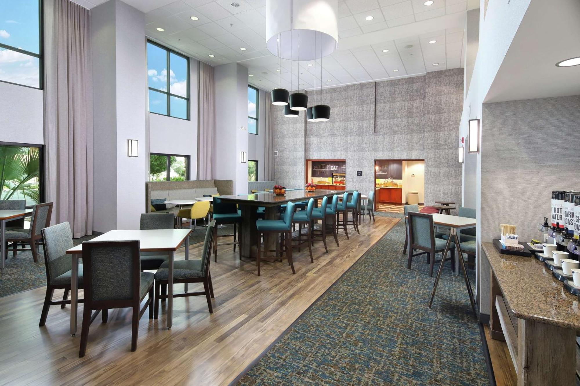 Hampton Inn & Suites Tucson East Экстерьер фото