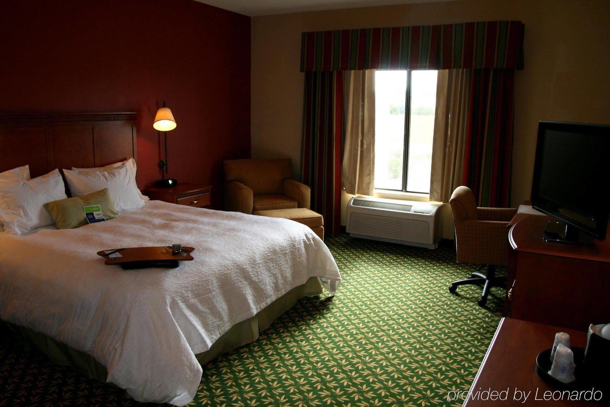 Hampton Inn & Suites Tucson East Номер фото